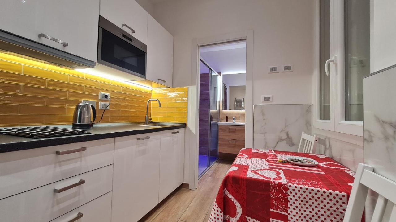 ボローニャGiudei House Smart 2アパートメント エクステリア 写真